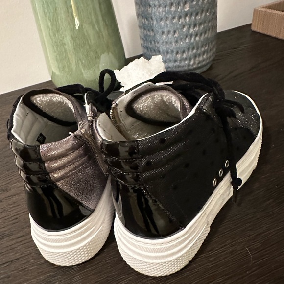 P448 high top, platform sneakers, like new, worn twice. Size 36 - Picture 3 of 4
